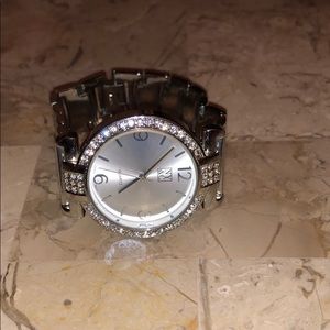 New York & company watch (NEEDS BATTERIES)